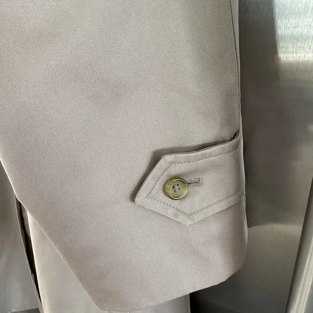 Original Burberry wool lined trench coat 44R - Picture 9 of 10